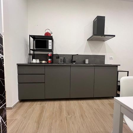 Citywise Vittorio - Independent Apartment Near Bari Central Station Dış mekan fotoğraf