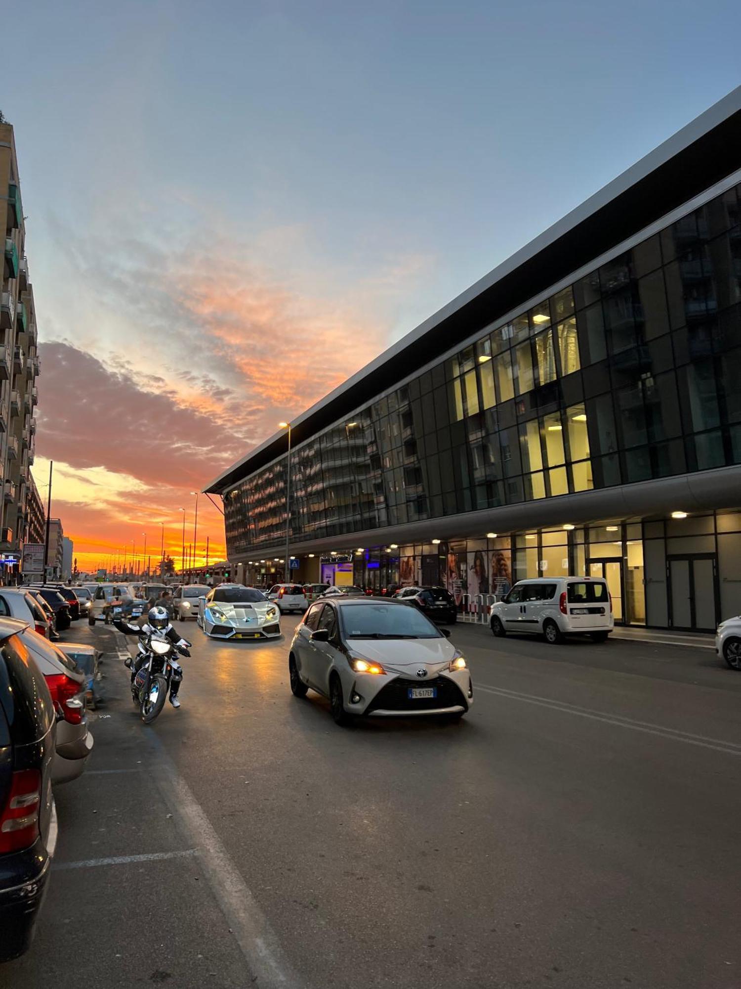 Citywise Vittorio - Independent Apartment Near Bari Central Station Dış mekan fotoğraf